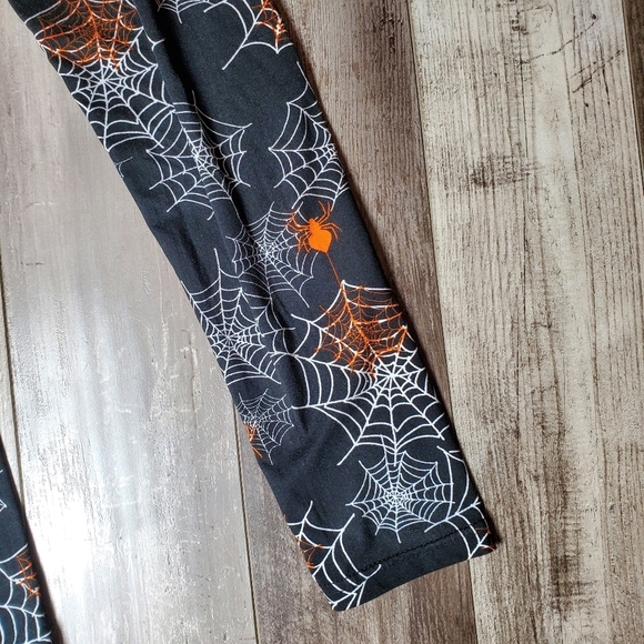 Just One Women's Halloween Leggings Black Orange Spiderwebs Size Small/Medium - Picture 13 of 15